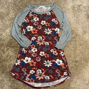 Floral/striped elbow sleeve shirt Chris & Carol M